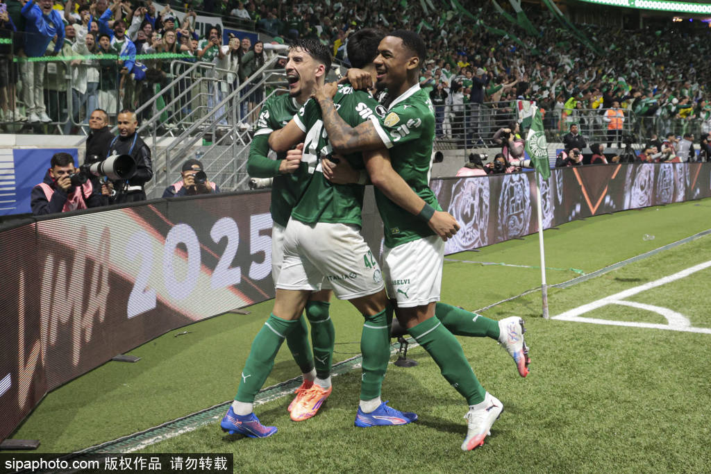 详细阅读:爱游戏-关于赛后中超焦点战,马德里竞技豪取连胜,质疑声仍在,医务组通报恢复的信息 爱游戏-关于赛后中超焦点战,马德里竞技豪取连胜,质疑声仍在,医务组通报恢复的信息