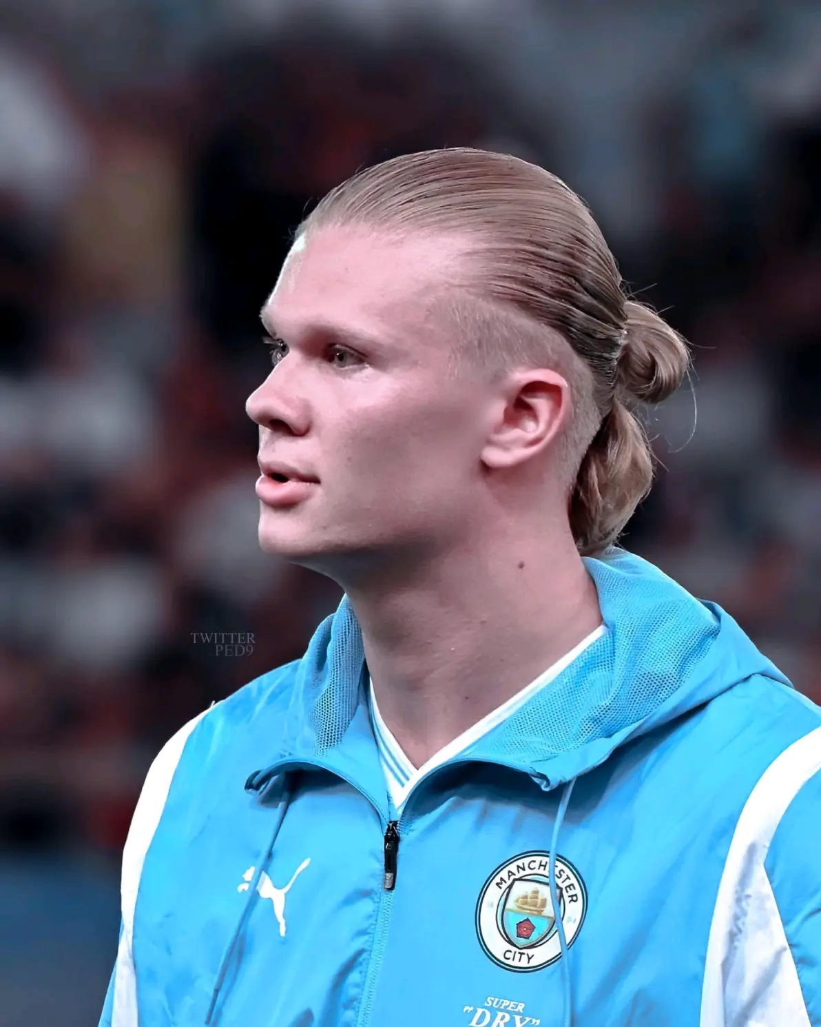 ayx-塞维利亚训练开放日；今晨再遭质疑引欢呼；社区盾在即；球探报告显示潜力(脱不花30天沟通训练营)