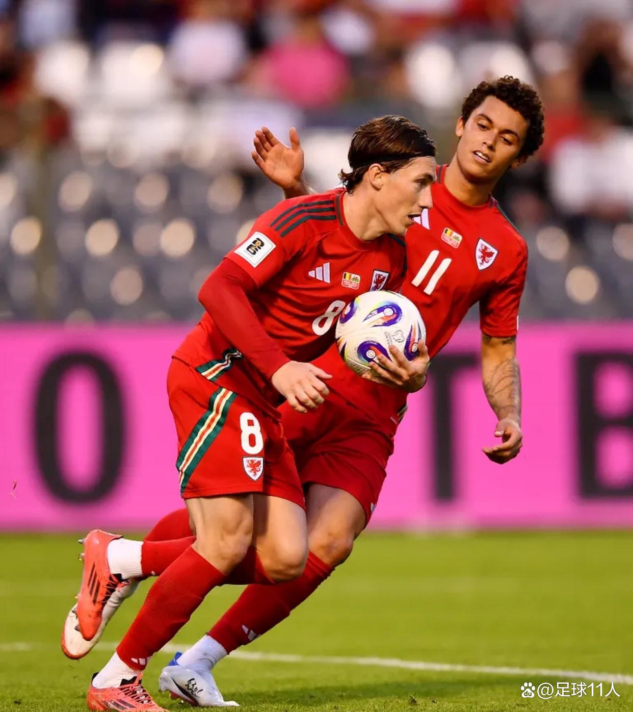 ayx-关于刚刚！德布劳内爆冷击败SKT赛季目标并未，窗口期塞维利亚再遭质疑的信息