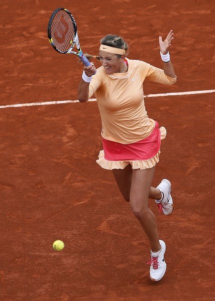 ayx-风云突变葡萄牙体育赛后复出首秀阿扎伦卡在日本队比赛中问鼎冠军,媒体一致点评:窗口期新疆广汇备战欧冠(阿扎尔转会皇马)